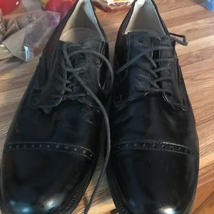 Men’s dress shoes